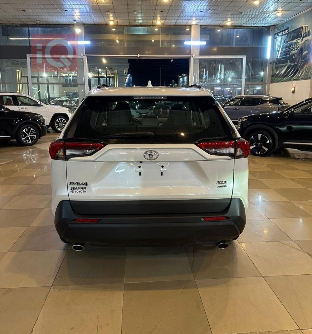 تويوتا راف 4